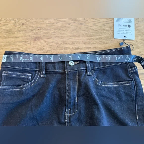 Etica Skinny Jeans Size 2 Stretch Denim NWT Slim Leg Dark Wash